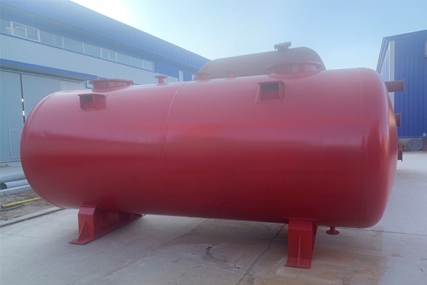 選擇地埋式一體化污水處理設(shè)備需要考慮哪些因素? 選擇地埋式一體化污水處理設(shè)備需要考慮哪些因素?